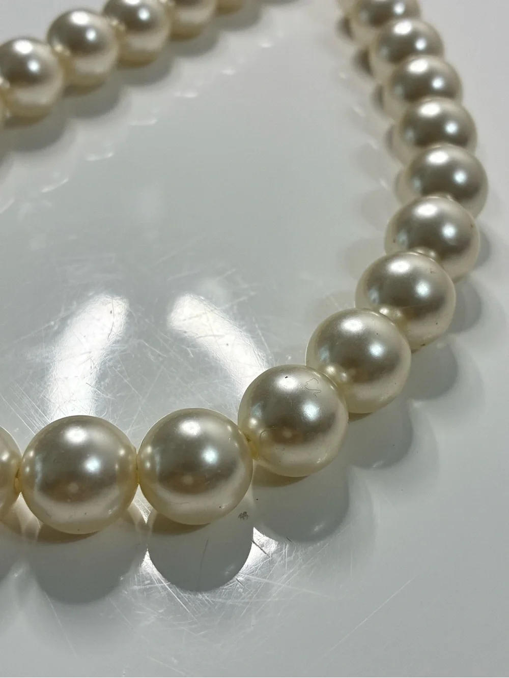 Classic Pearl Necklace - Cream Pearlescent Beads